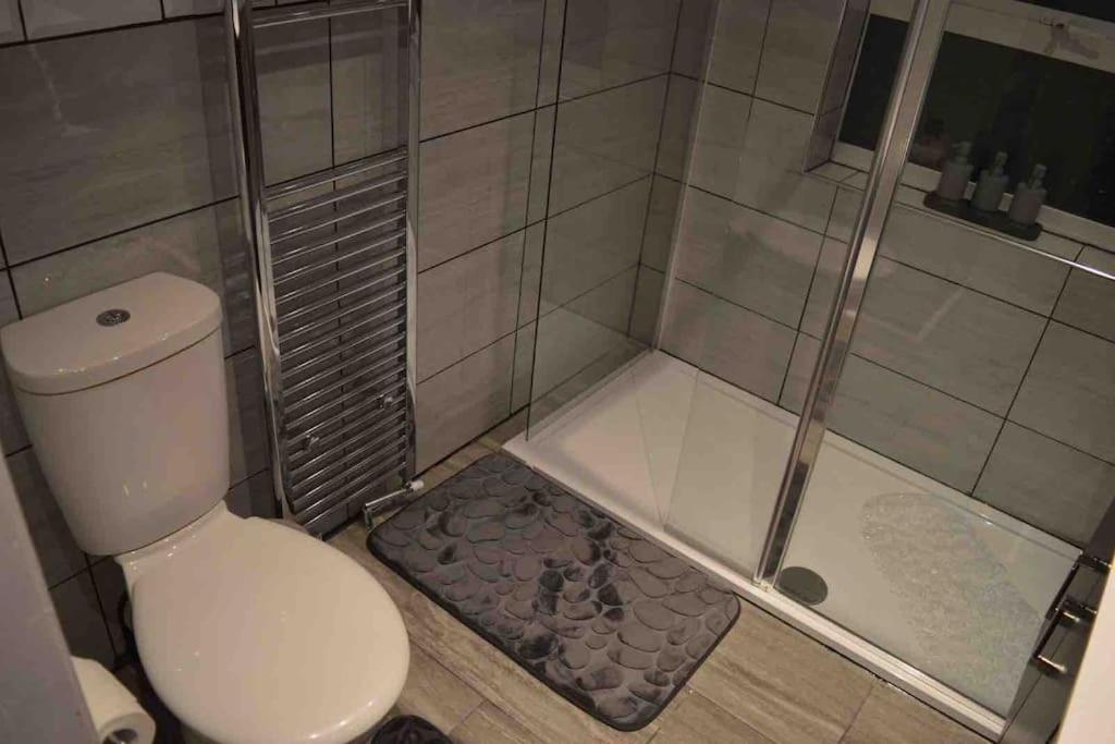 Unique 4 Bed House In Derby Perfect For Contractors And Families Villa Eksteriør bilde